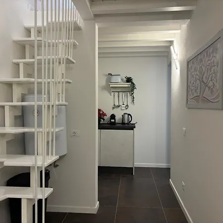 Purple Lily Apartment