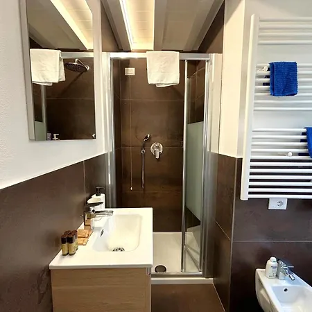 Purple Lily Apartment Florenz